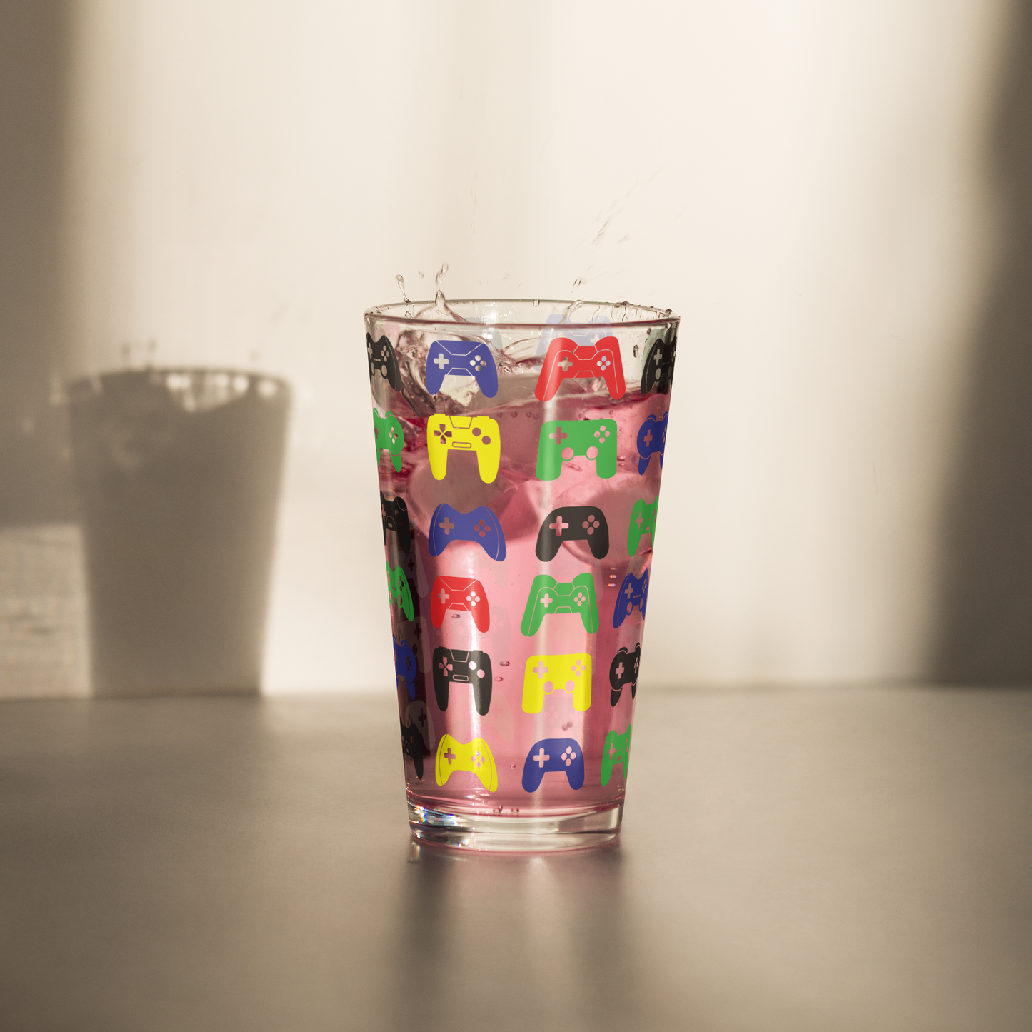 Controller Pattern 16oz Pint Glass